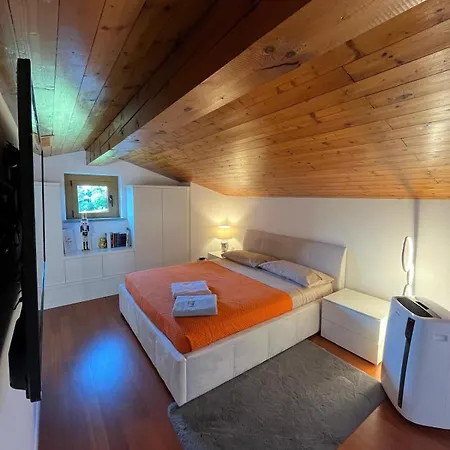 Holiday home Dolce Luxury House Luino