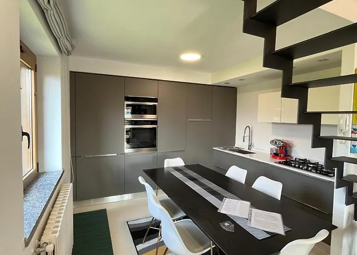 Dolce Luxury House 펜션 루이노